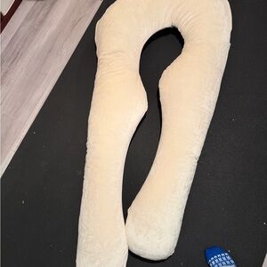 Yana organic U-Shaped pregnancy Pillow